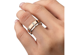 Елегантна каблучка зі срібла з золотими пластинами та інкрустацією. 1587 - 18