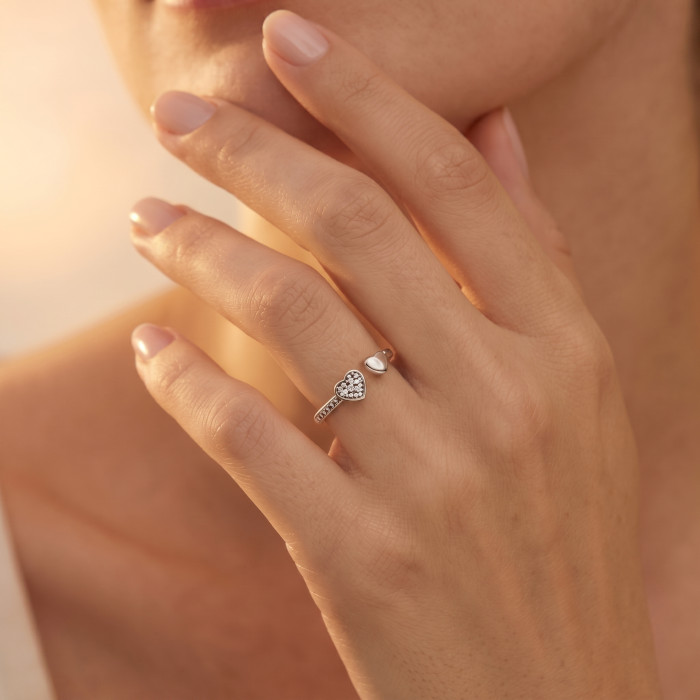 Срібна каблучка Open Love з серцями та фіанітами