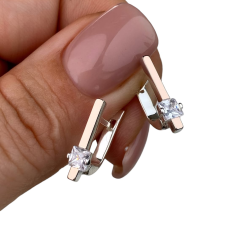 Жіночі срібні сережки з золотими вставками та кубічним цирконом на англійській застібці. 1551-1